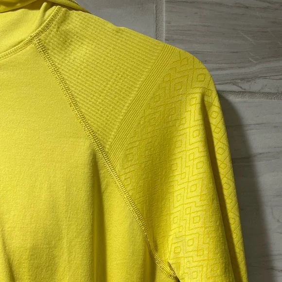 Athleta Yellow Hoodie Size Medium - Picture 6 of 8